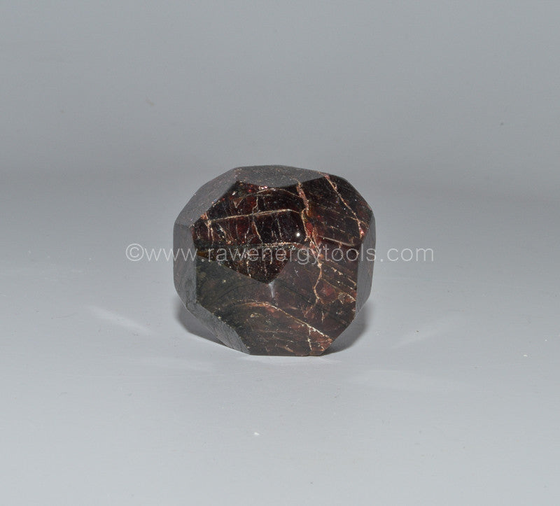 Garnet Faceted - Raw Energy Tools